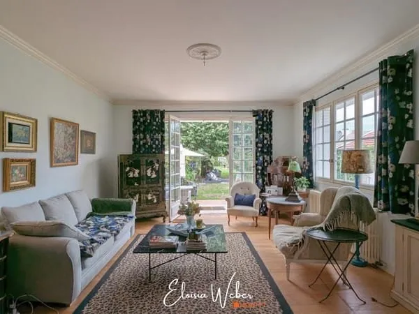 Élégante maison familiale avec jardin