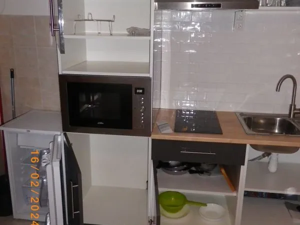 Loue studio meublée