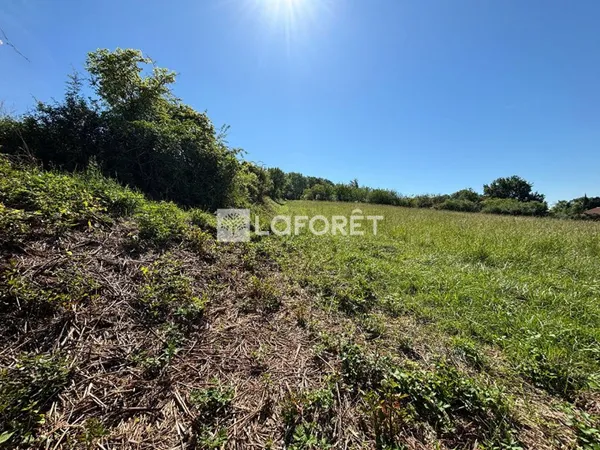 Terrain 2120 m²