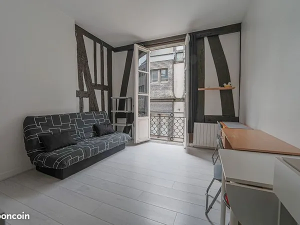 Studio 1 pièce 19 m²