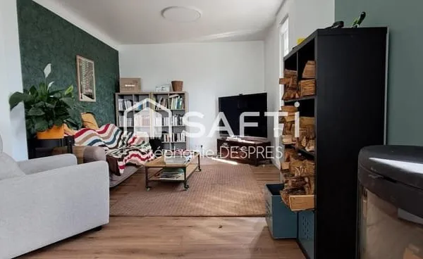 COUP DE COEUR POUR CETTE MAISON ENTIEREMENT RENOVEE !