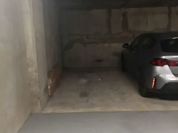 Loc parking 11eme