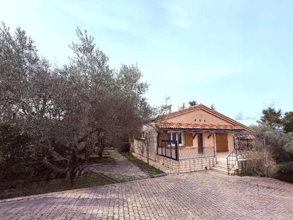 Maison de luxe 3 pièces 93 m²