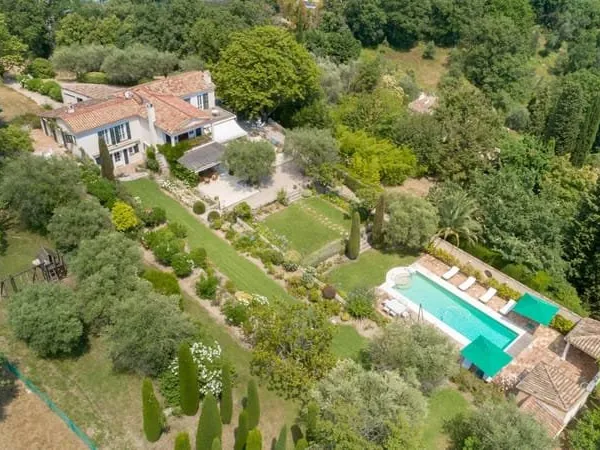 Maison familiale de 7 chambres au calme absolu