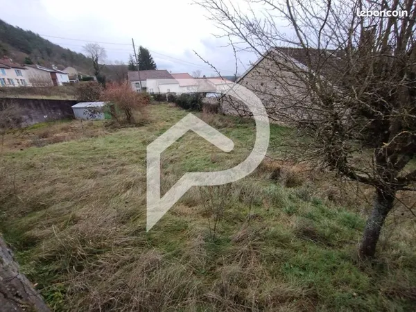 Terrain 612 m² VOUECOURT