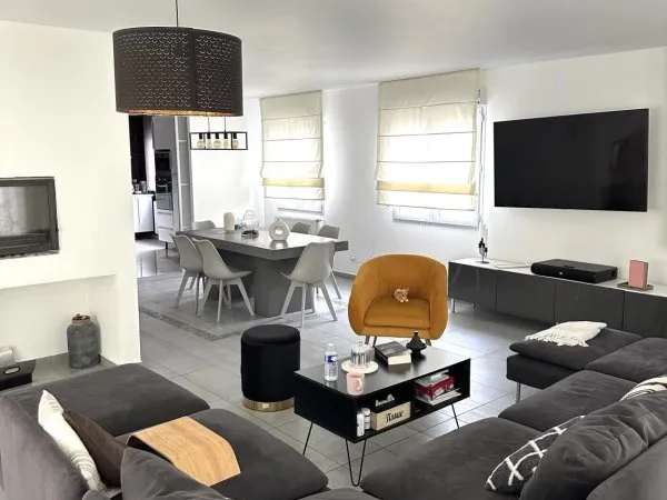 Maison 7 pièces 185 m²