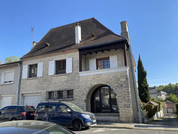 Maison 6 pièces 160 m²