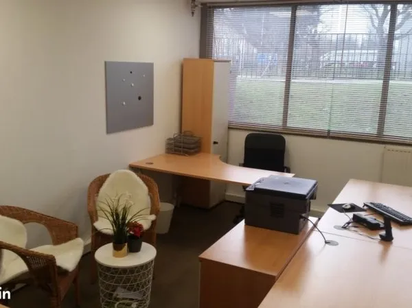 Bureaux partagés premium (2 postes max)