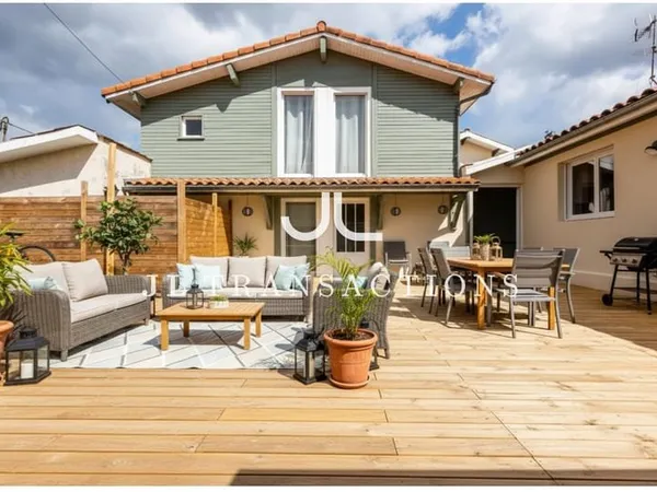 EXCLUSIVITE - Pessac - Les Echoppes - Maison familiale rénov