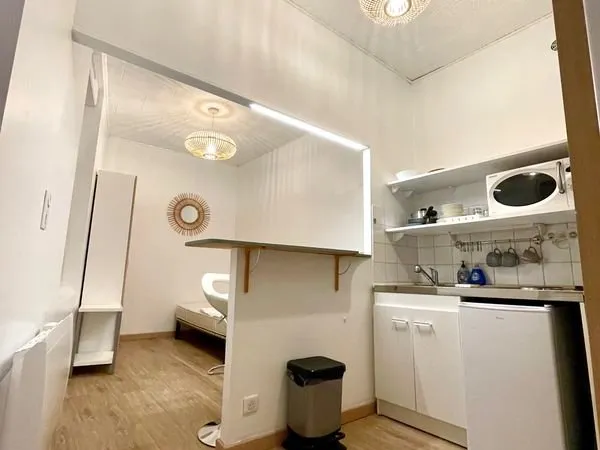A Reims - Quartier Boulingrin - Studio meublé - Direct propriétaire - Disponible le 20/04/2026