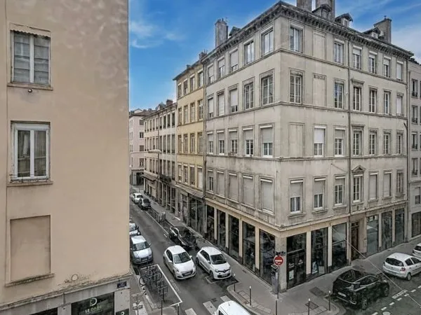T2 Quartier Brotteaux 48 M2 vendu loué 69006 LYON