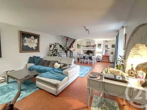 Maison 6 pièces 105 m²