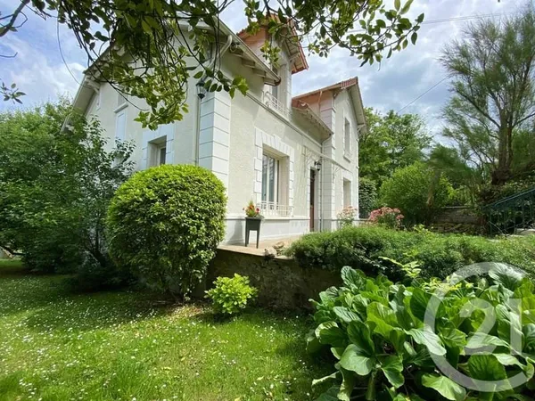 Maison 7 pièces 148 m²