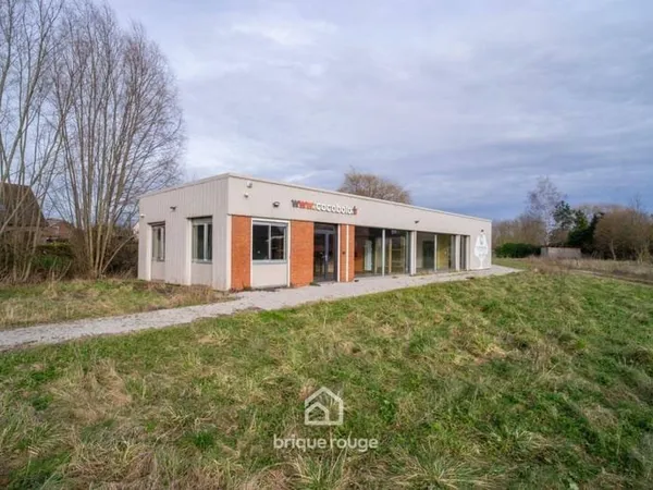 Maison de plain-pied 3 pièces 147 m²