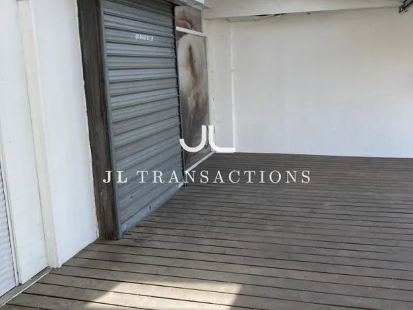 RARE ! Caudéran / Pasteur : Ensemble immobilier avec local