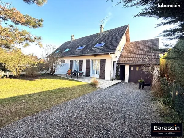 Maison 9 pièces 177 m²