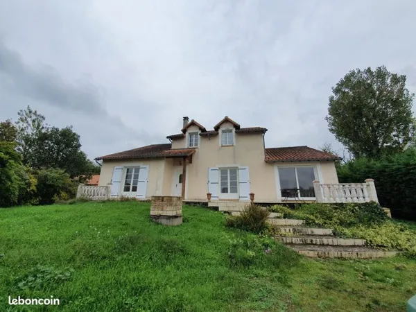Maison 7 pièces 176 m²
