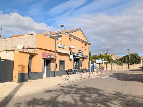 Local commercial 120 m²