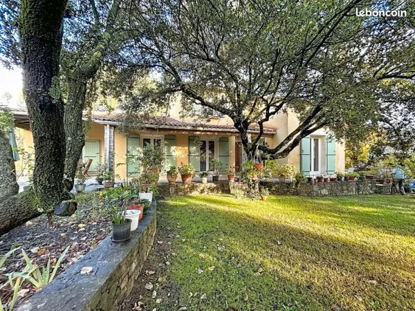 Maison 9 pièces 170 m²