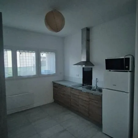 Studio meublé avec parking privé