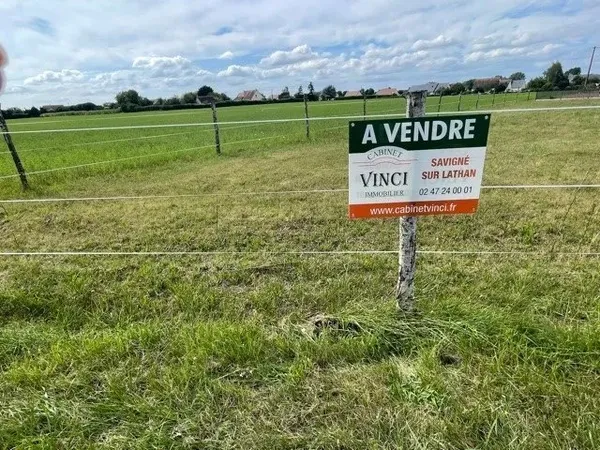 Terrain constructible - Savigné sur Lathan