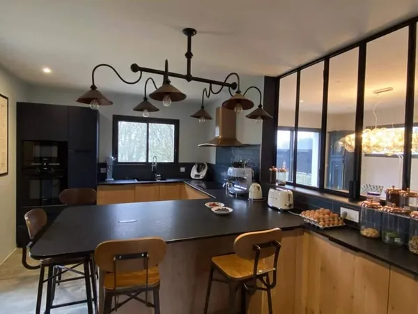 Maison 7 pièces 200 m²
