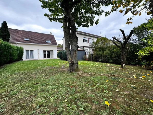 Maison familiale T4 à Mitry-Mory sur un terrain de 325 m2