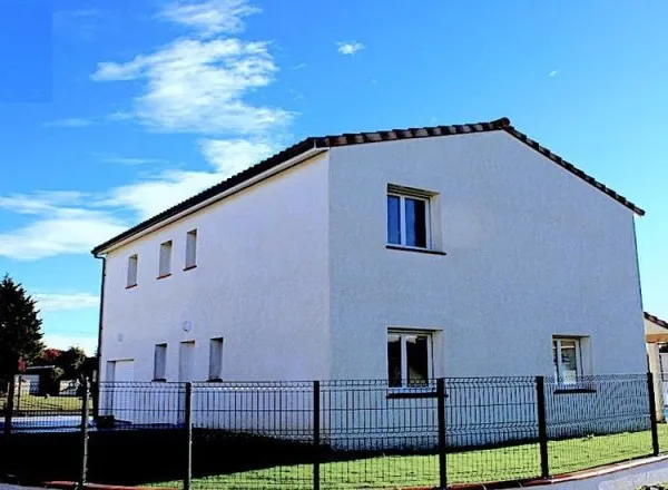 VILLA T5 AVEC PISCINE