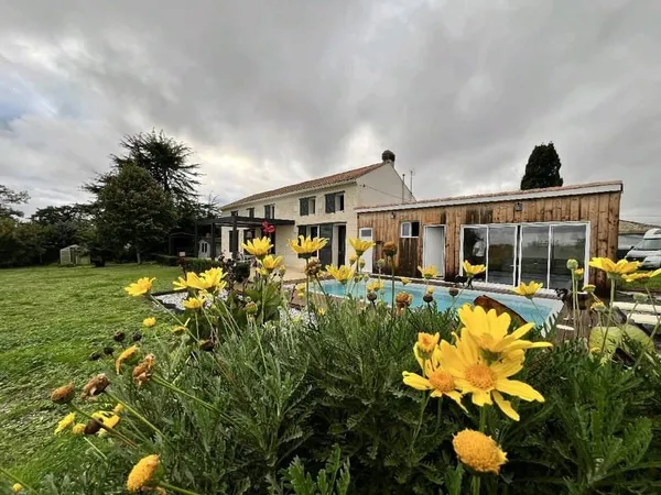 Maison 9 pièces 200 m²