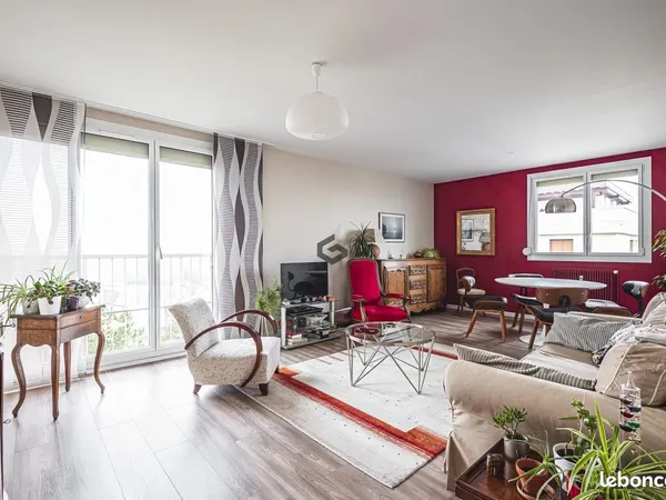 Appartement 4 pièces 81 m²