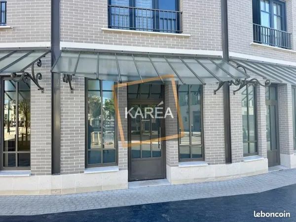 BUREAUX 32 m² SERRIS