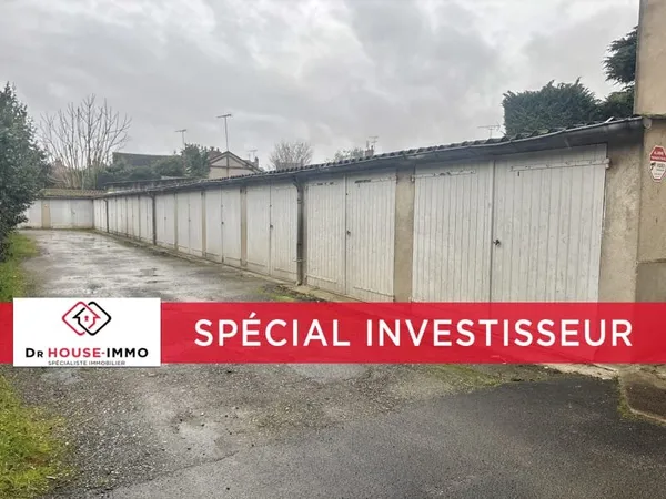 Ensemble de 22 garages fermés - Investissement locatif - Châteauroux