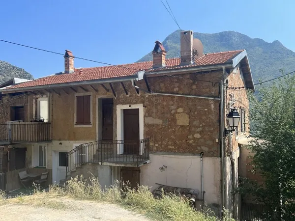 Charmant Appartement 4 pièces à rénover