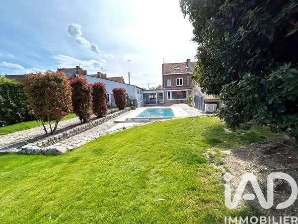 Maison 6 pièces 160 m²