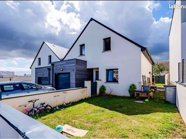 Maison laize la ville