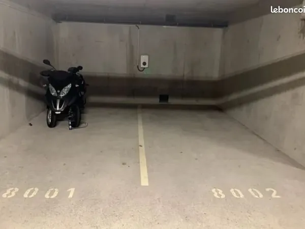 Loue place parking sous-sol