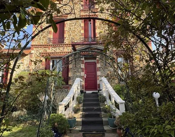 Maison 6 pièces 135 m²