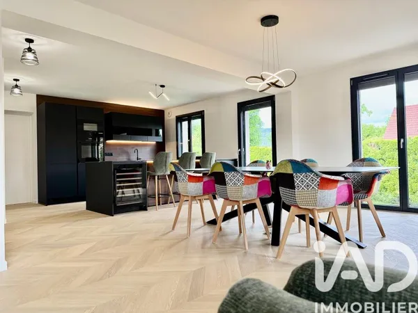 Maison 5 pièces 164 m²