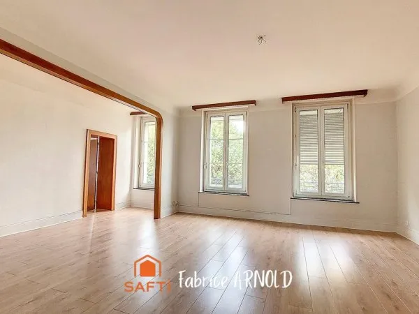 Appartement 8 pièces 217 m²