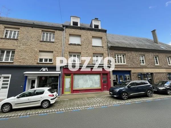IMMEUBLE CENTRE-VILLE - 3 APPARTEMENTS - 1 LOCAL COMMERCIAL -