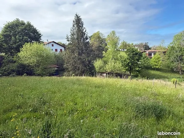 Terrain à bâtir de 2375 m2