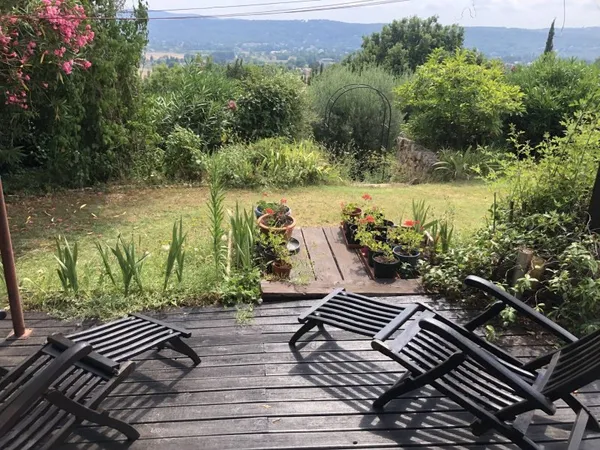 Villa f6, Terrain 1249 M2 Tourette sur fayence  83440 Viager Occupé Mr de 89 ans