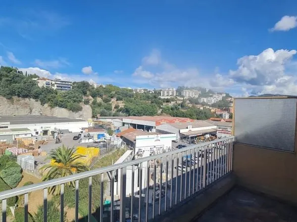 4 PIECES 110M² DERNIER ETAGE TERRASSE