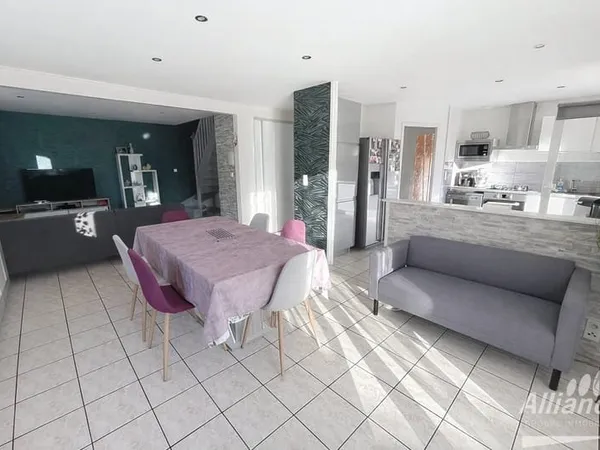 Une maison paisible en impasse, idéale pour votre famille