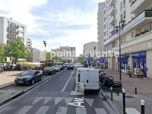 Local commercial 85 m²