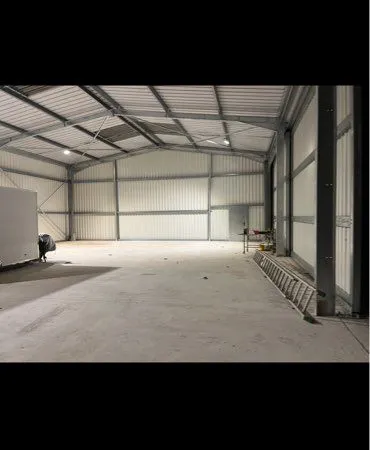 Local d’activité et entrepôt Vente Saint-Paul-lès-Romans 1p 240m² 500€
