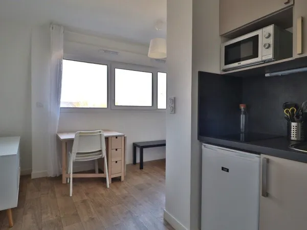 Appartement Location Rosières-près-Troyes 1p 17m² 450€
