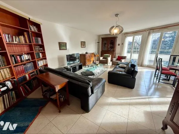 Appartement 3 pièces 99 m²