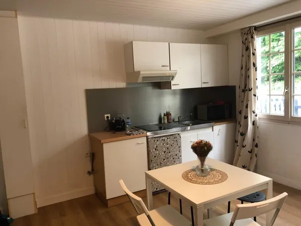 Appartement de type 1 de 34 m2, en extérieur de Quimper.