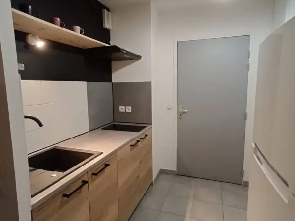 Studio 1 pièce 29 m²